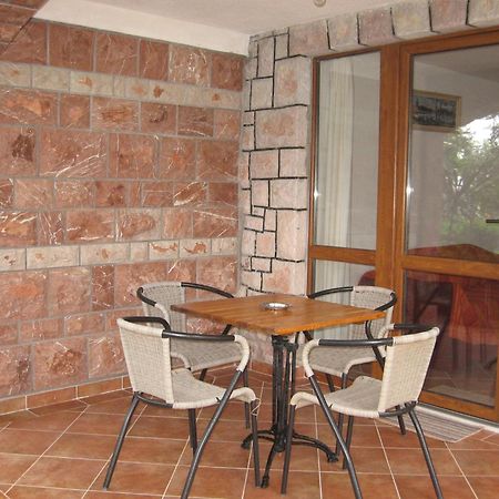 Zoro Apartments Sveti Stefan Bagian luar foto