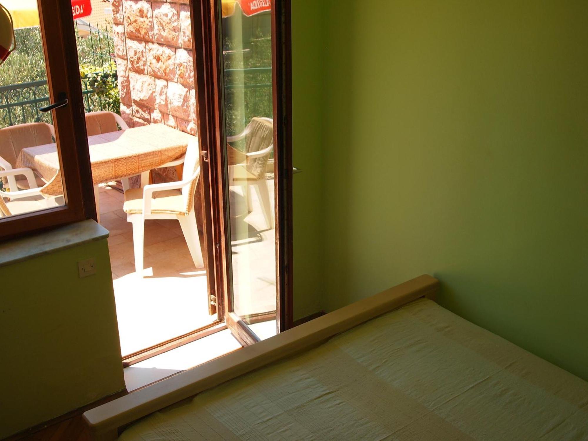 Zoro Apartments Sveti Stefan Bagian luar foto