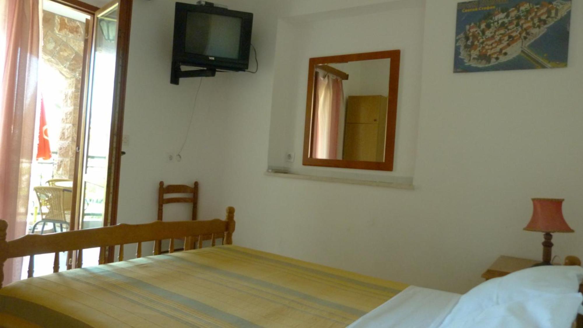 Zoro Apartments Sveti Stefan Ruang foto