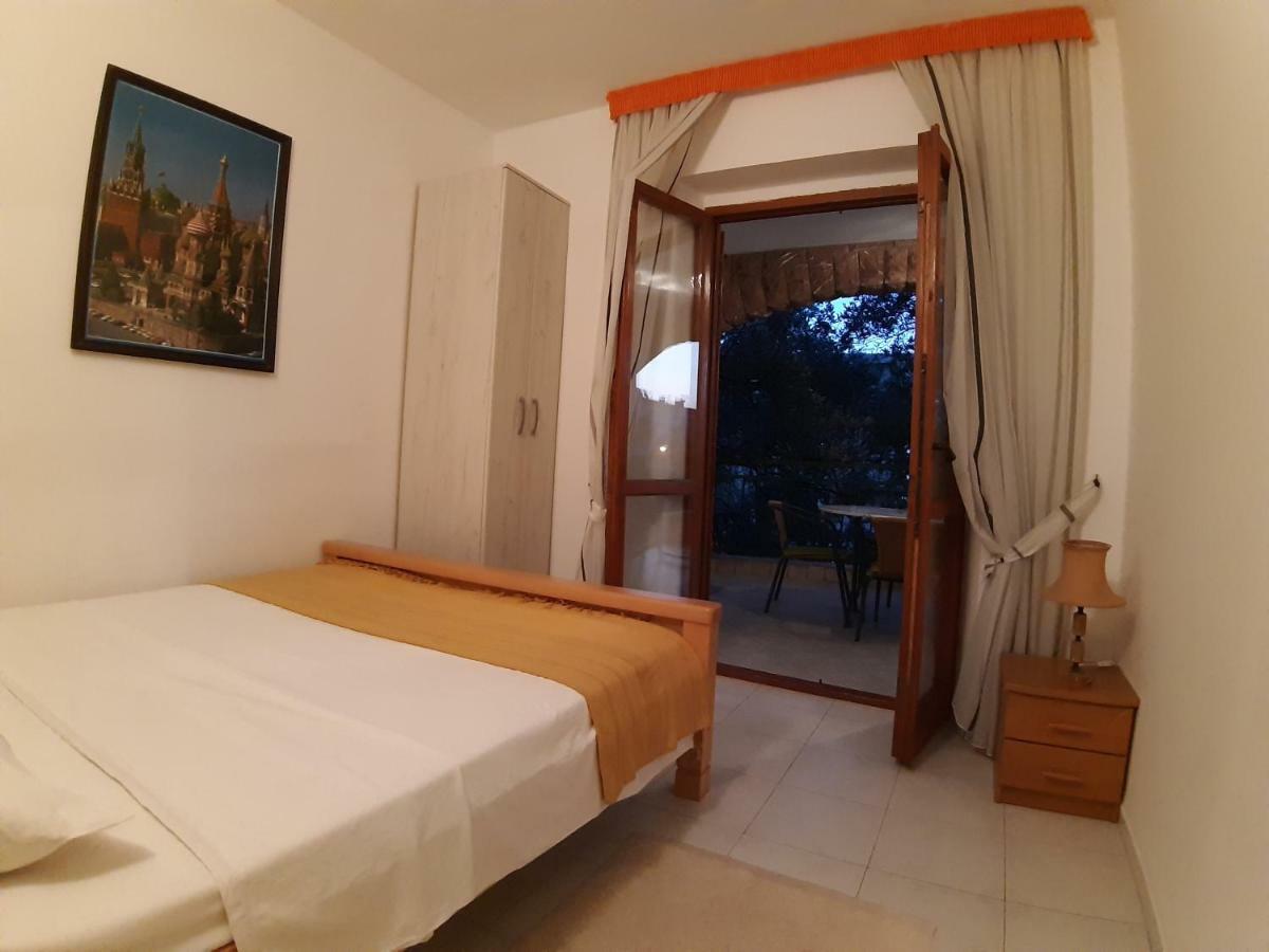 Zoro Apartments Sveti Stefan Bagian luar foto